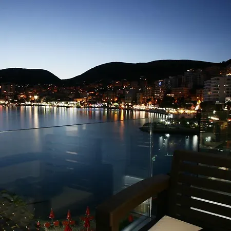 Demi Hotel 4*