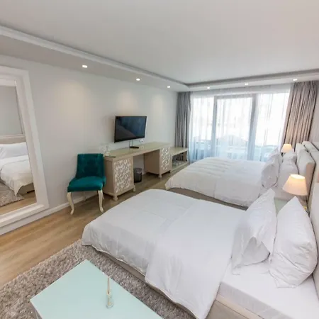 Demi Hotel Sarande