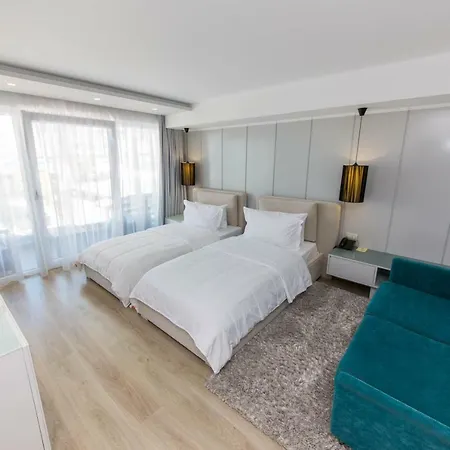 Demi Hotel Sarande